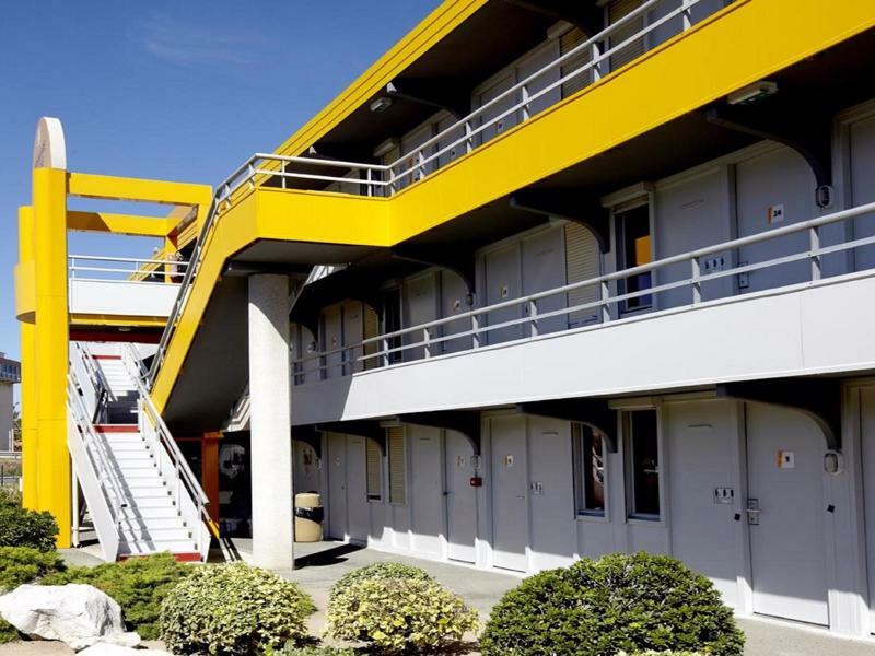 Premiere Classe Aeroport Marseille Vitrolles  Exterior photo